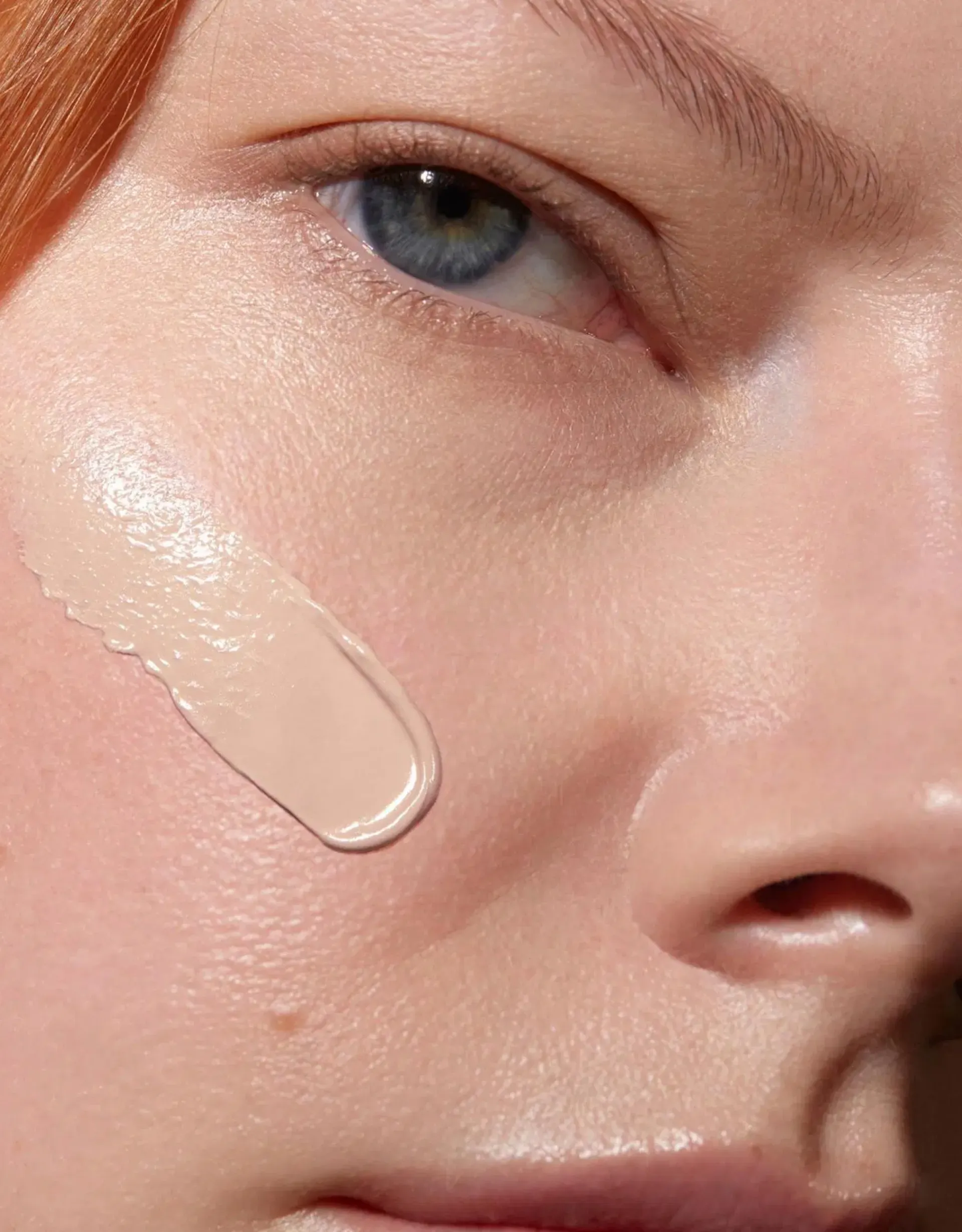 MÁDARA Meikit|Kasvomeikit<Madara Skinonym Semi-Matte Peptide Foundation Peptidimeikkivoide 30 ml