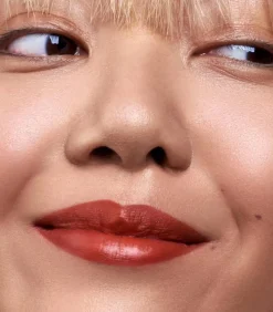 MÁDARA Meikit|Huulimeikit<Madara Velvet Wear Lipstick huulipuna 3,8 g