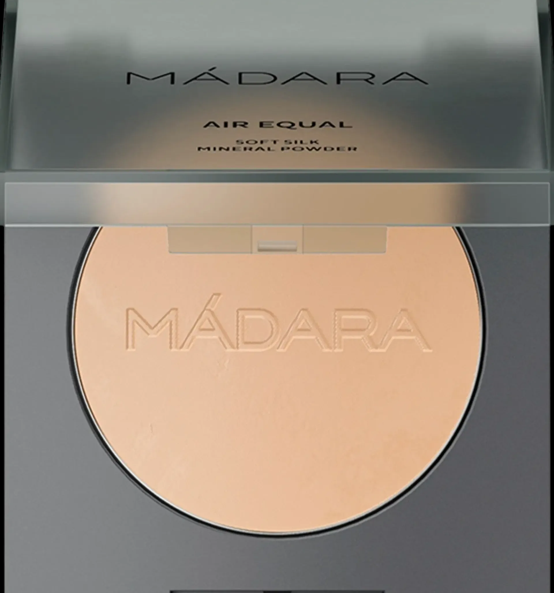 MÁDARA Meikit|Kasvomeikit<Air Equal Soft Silk Mineraalipuuteri