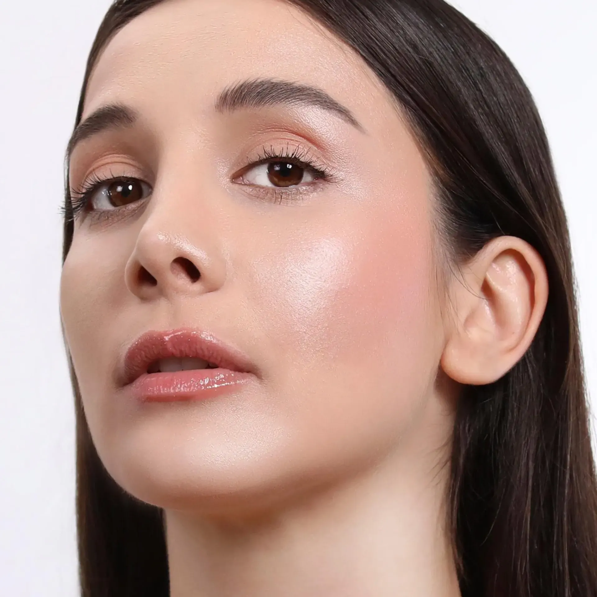 MOIRA Cosmetics Kasvomeikit<MOIRA Glow Show Liquid Highlighter nestemäinen korostusväri