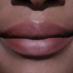 MOIRA Cosmetics Huulimeikit<MOIRA Lip Appeal Waterproof Liner huultenrajauskynä 0,6 g