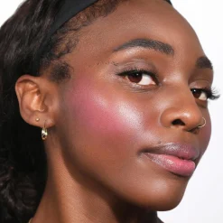 MOIRA Cosmetics Kasvomeikit<MOIRA Love Steady Liquid Blush nestemäinen poskipuna 4,8 g