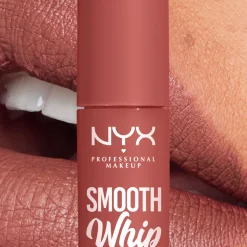 NYX Professional Makeup Huulimeikit<Smooth Whip Matte Lip Cream huulipuna 4 ml