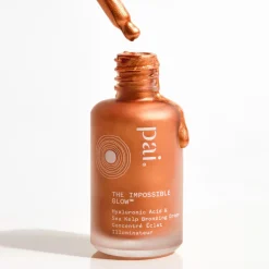 Pai Skincare Ihonhoito|Kasvojenhoito<Pai The Impossible Glow bronzing drops - bronze korostus- ja aurinkopuuteripisarat 30ml