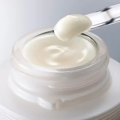 SENSAI J-Beauty|Ihonhoidon Tehoaineet<Absolute Silk Illuminative Cream kasvovoide 40 ml