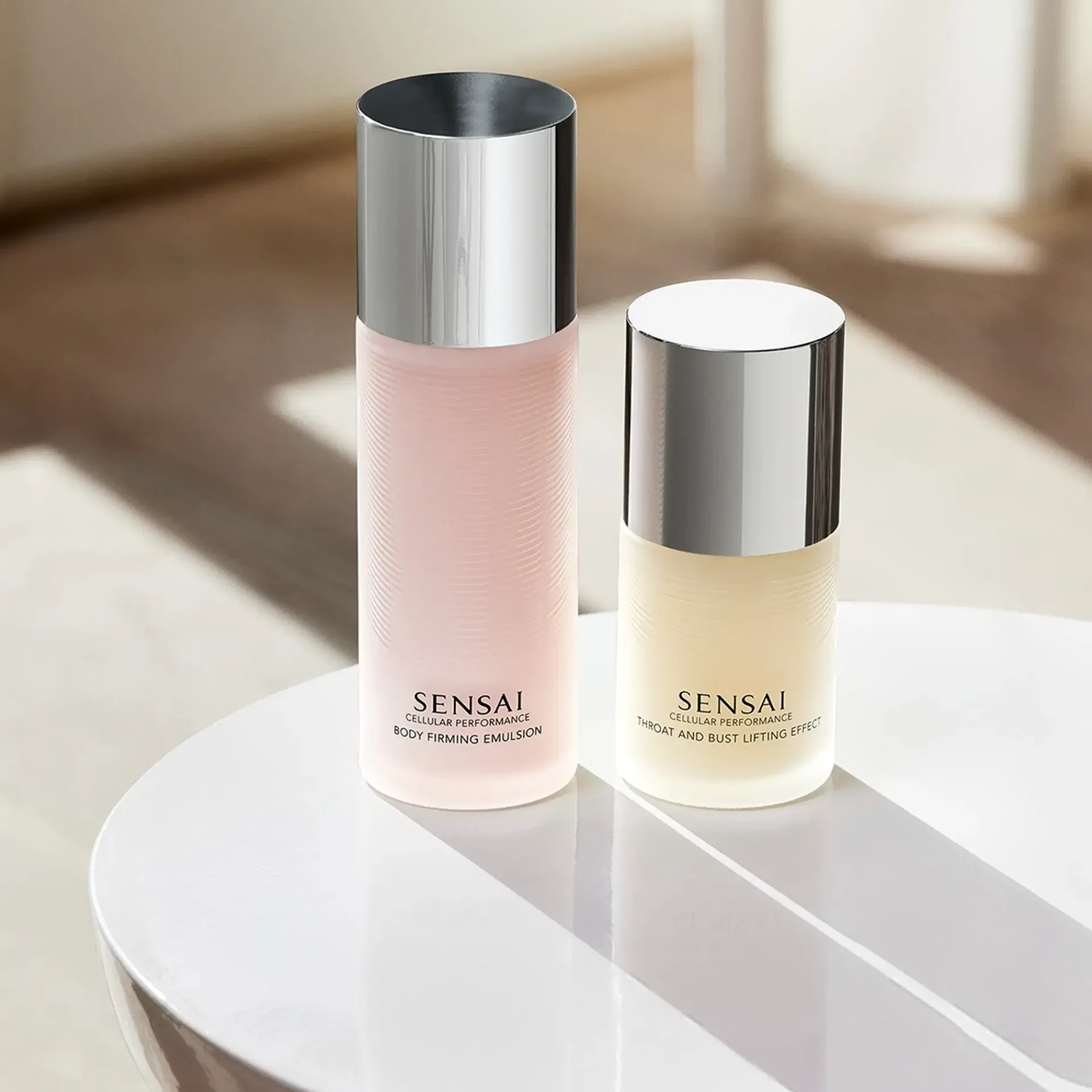 SENSAI J-Beauty|Vartalonhoito<Cellular Performance Throat and Bust Lifting Effect kaula- ja dekolteeseerumi 100 ml