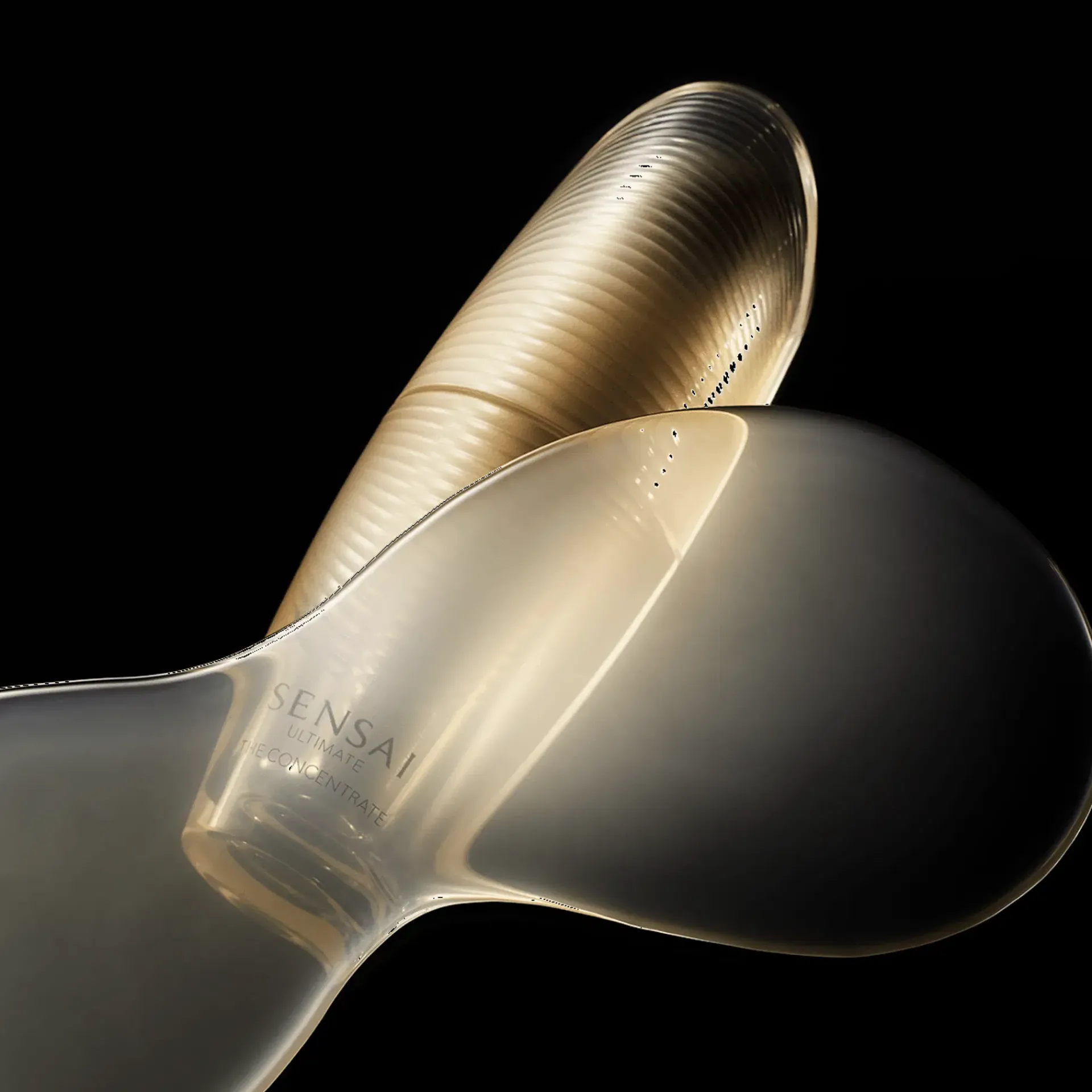 SENSAI J-Beauty|Kasvojenhoito<Ultimate The Concentrate seerumi 30 ml