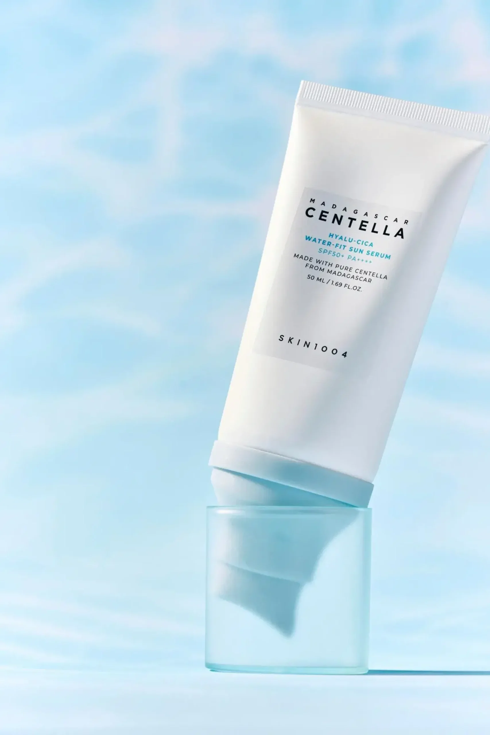 SKIN1004 Aurinkotuotteet<Madagascar Centella Hyalu-Cica Water-Fit Sun Serum SPF50+ aurinkosuojavoide 50 ml