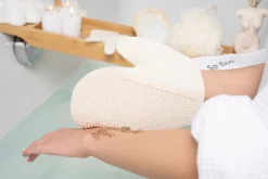 So Eco Vartalonhoito<2-1 Exfoliating Glove kuoriva pesuhanska
