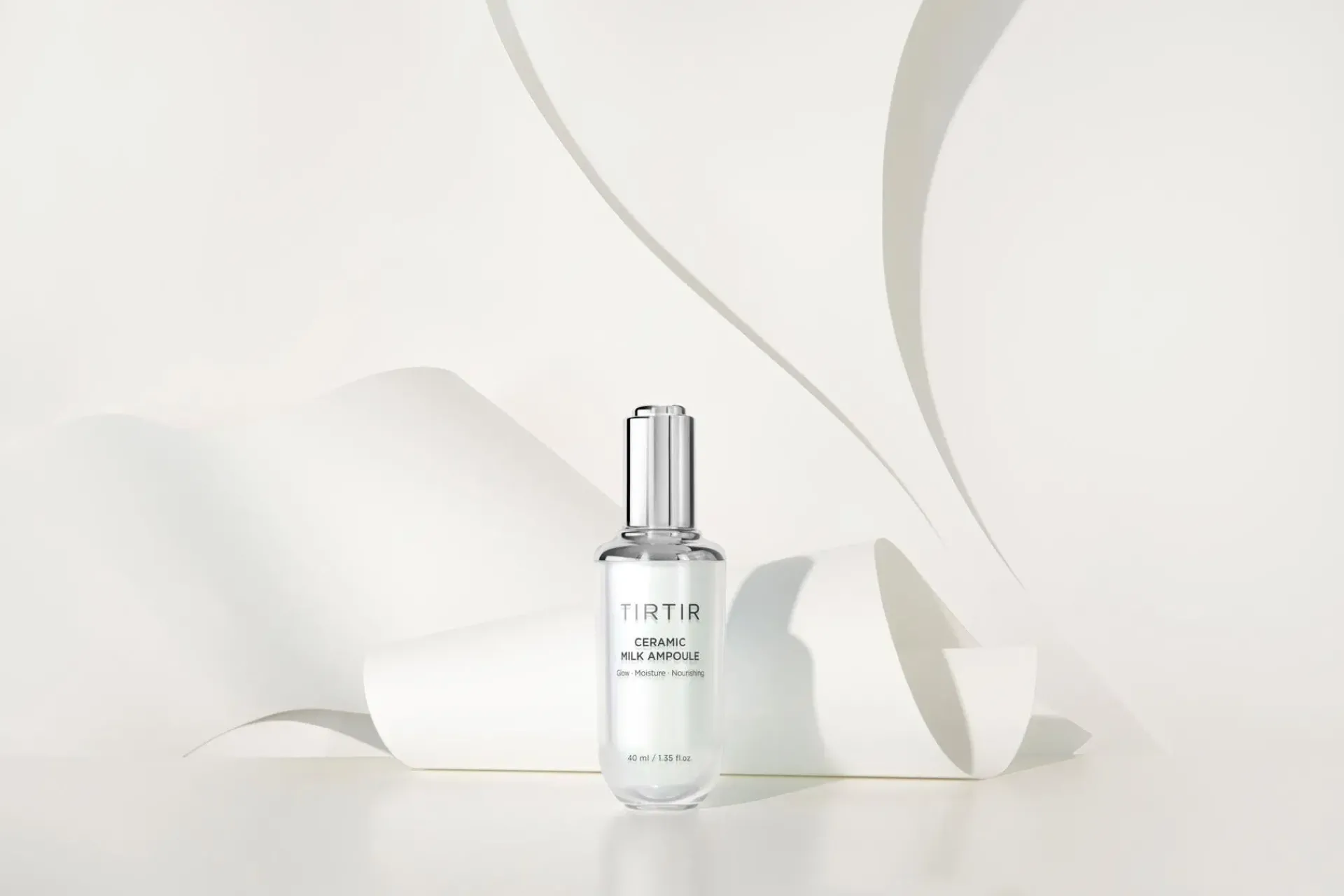 TIRTIR Korealainen Ihonhoito<Ceramic Milk Ampoule seerumi 40 ml