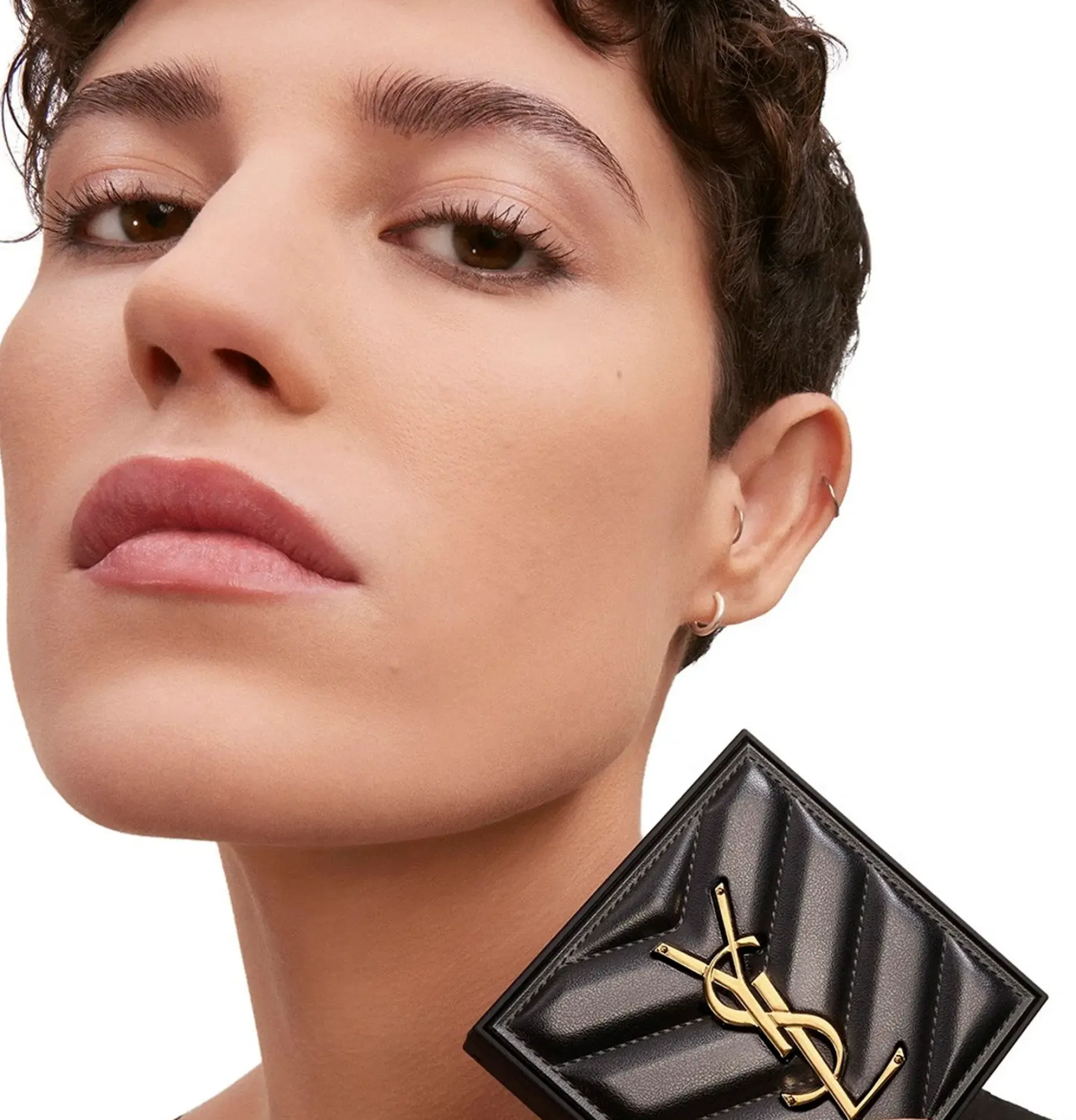 Yves Saint Laurent Kasvomeikit<All Hours Setting Powder puuteri